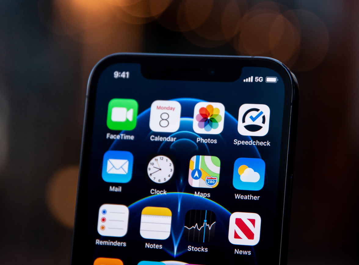 罗江苹果手机维修分享为什么 iPhone 12 在冬季会自动关机 